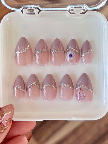 Lavender Bloom Press On Nail Set Size S/2