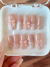 628 Press On Nail Set Size M/1